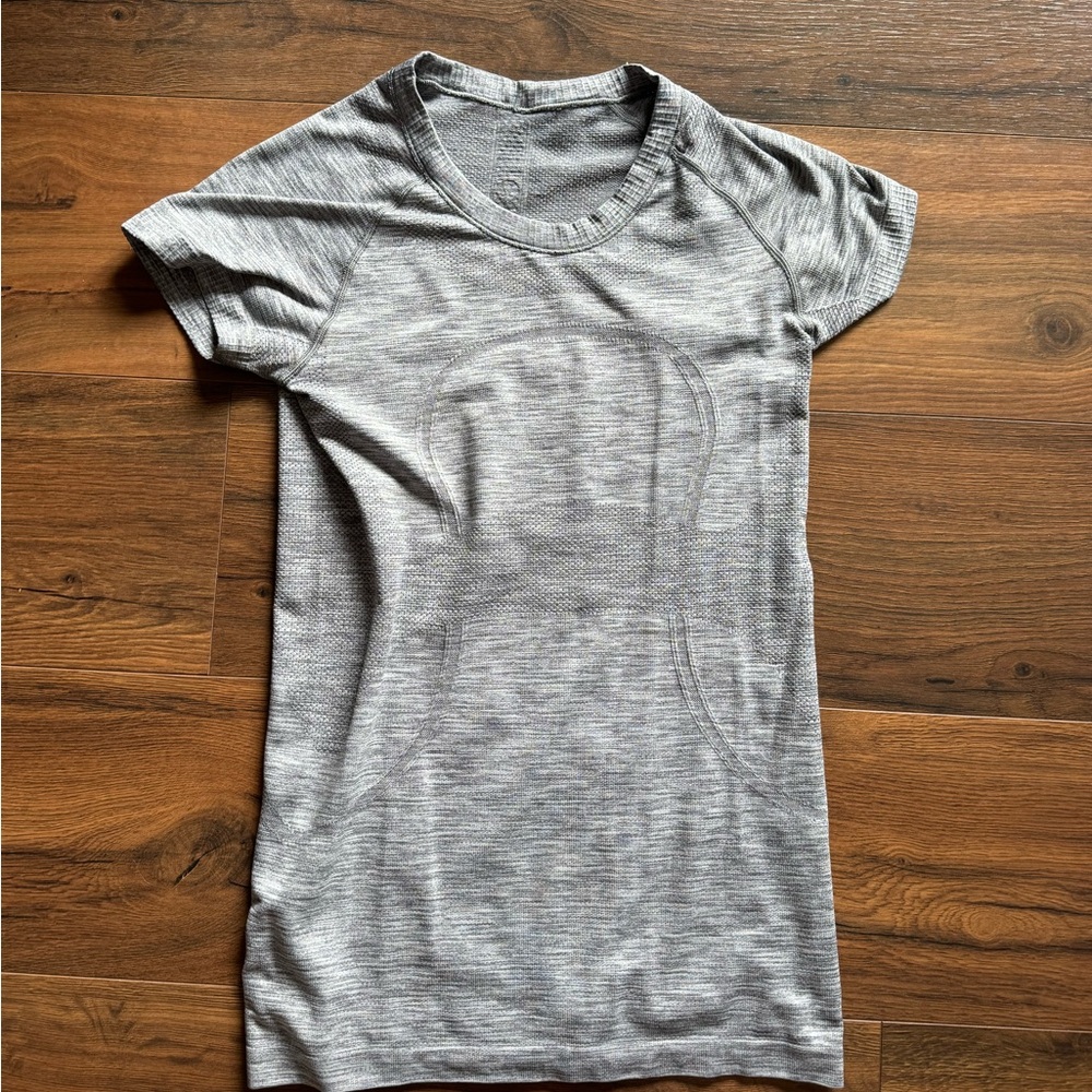 Lululemon Swiftly Tech